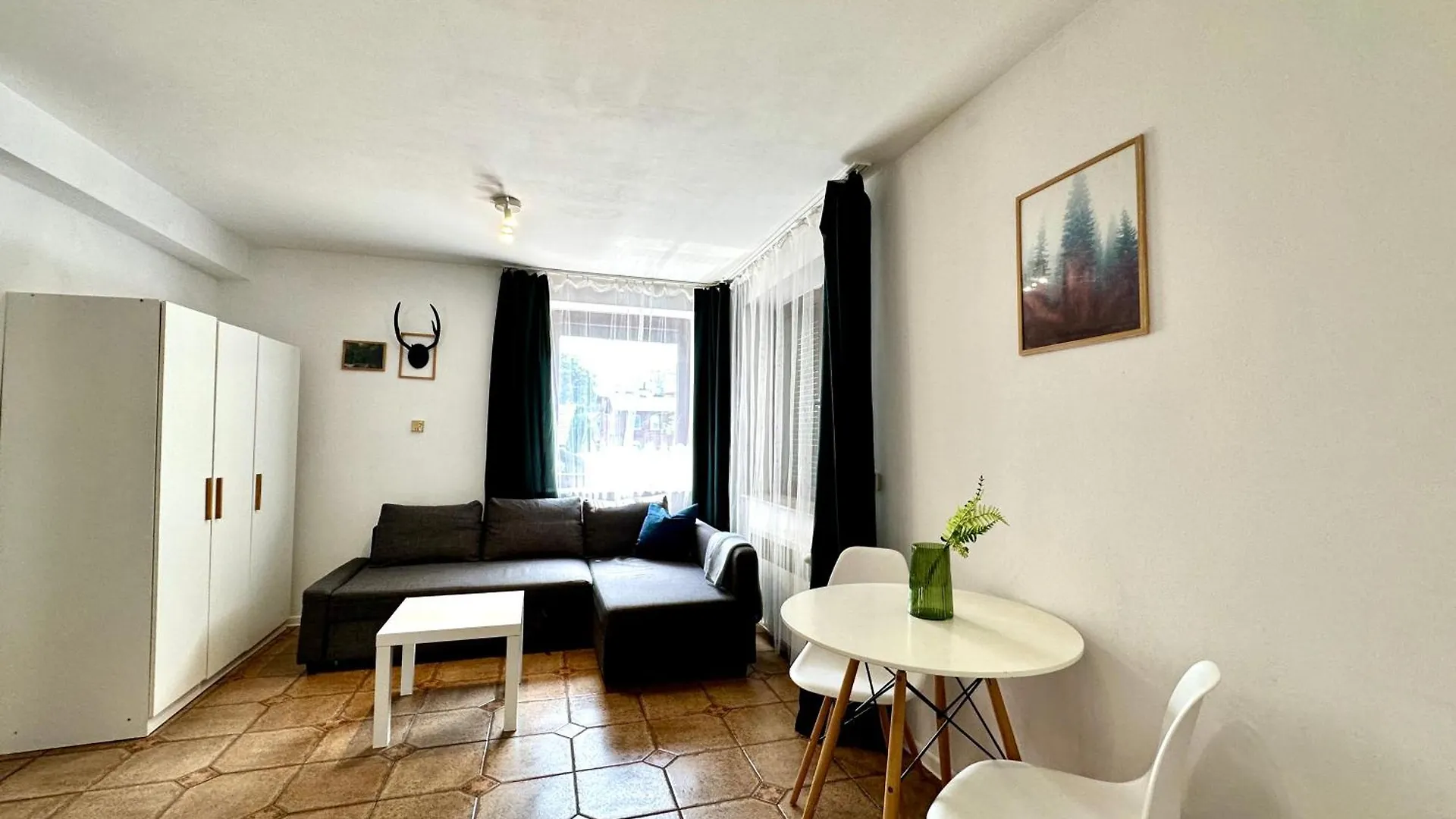 Studio Zubrova Gdansk Apartment